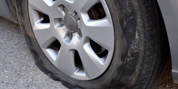 Tired BMW shift worker knifed carpet fitter’s van tyres over early morning banging