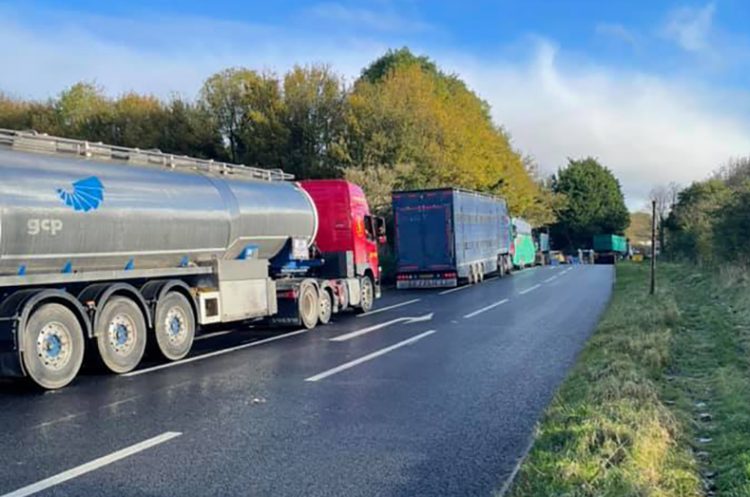 A4 closed in both directions as emergency service attend serious crash