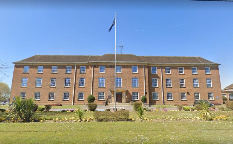Retired detective ‘was sexually inappropriate towards junior female colleagues’
