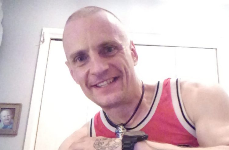 Arrest warrant issued for Chippenham knifeman after he fails to turn up for sentencing