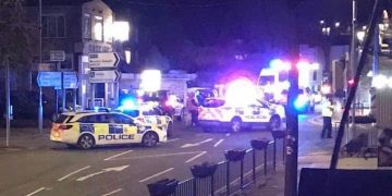 Man dies in High Street after members of the public and medics frantically give CPR