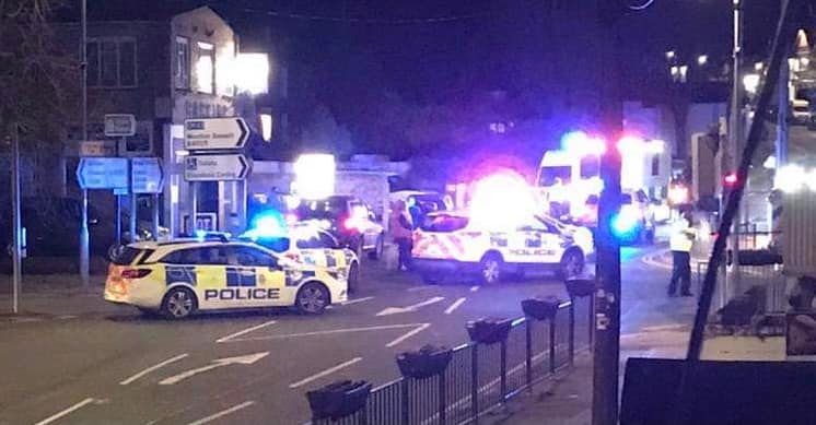 Man dies in High Street after members of the public and medics frantically give CPR