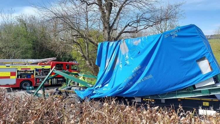 Emergency services called and A36 in Wilton closed after lorry collides with bridge
