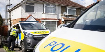 Police make arrests after tip-off about suspected cannabis factory in Swindon