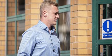 Swindon man smashed up popular Lechlade pub before assaulting police officer