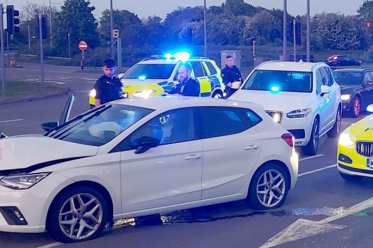 Man arrested by specialist Wiltshire Police officers after pursuit across three counties