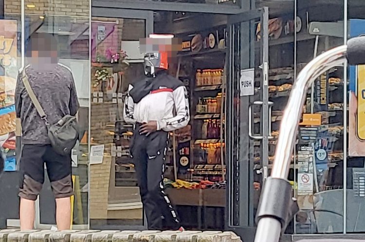 Man with bag on head arrested after ‘causing disorder’ in Swindon town centre