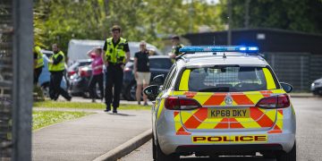 Safety fears after five police vehicles sent to ‘disorder’ at Swindon primary school