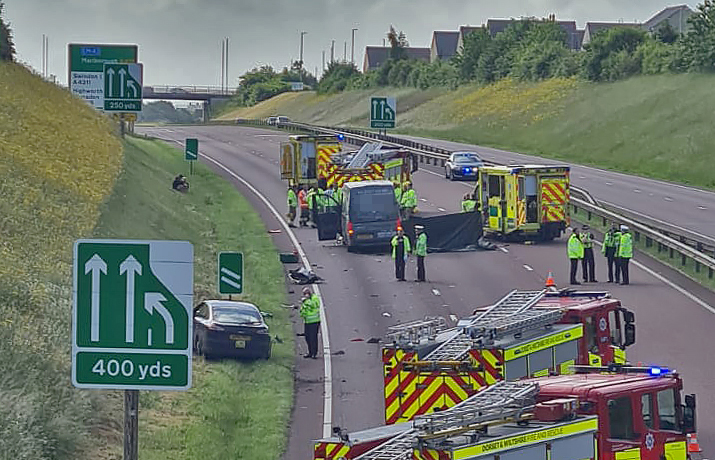Van driver arrested after man killed in crash on A419 near Swindon, police confirm