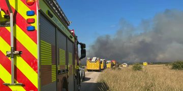 Dozens of firefighters from across Wiltshire tackling major blaze on Salisbury Plain