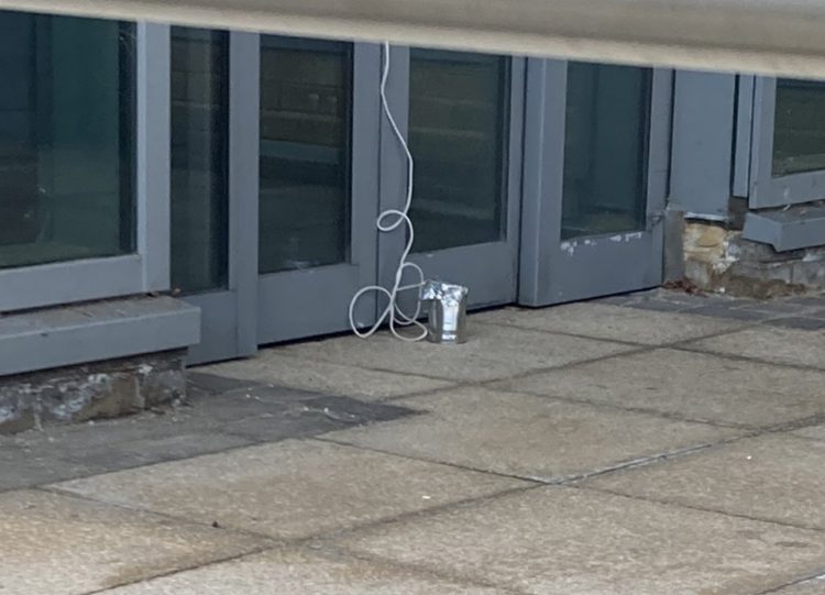 Suspicious device attached to Salisbury Law Courts sees area cordoned off by police