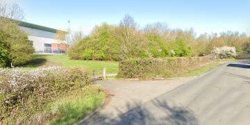 Mother and child spot man with ‘trousers around his ankles and penis out’ on cycle path