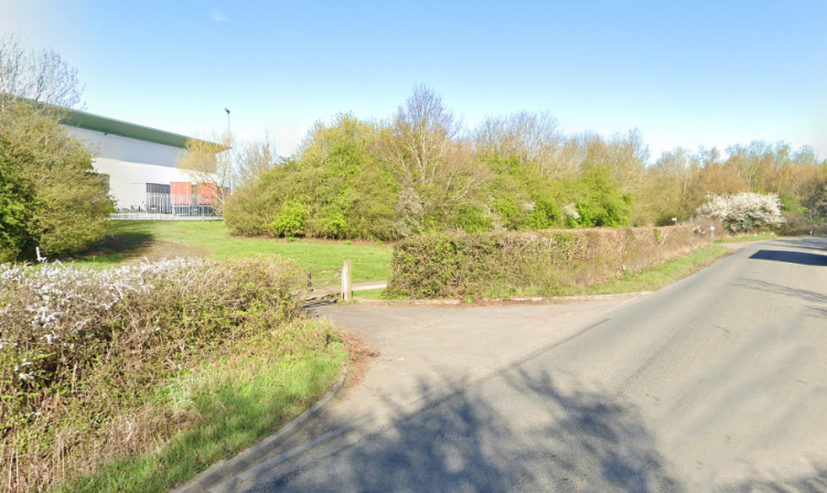 Mother and child spot man with ‘trousers around his ankles and penis out’ on cycle path