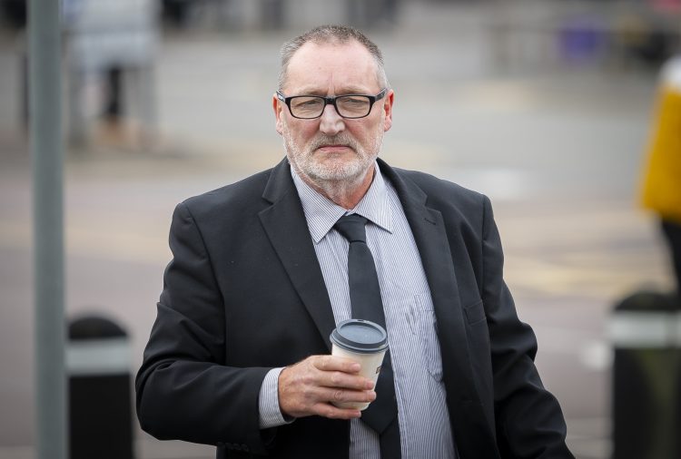 Protester who got Avon Vale Hunt supporter in headlock acquitted due to police failings
