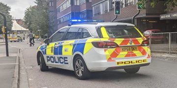 Person in distress on car park prompts road closure in Swindon town centre