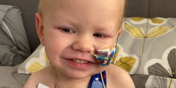 Fairford toddler has tumour removed and defies odds to become cancer-free