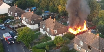 Dramatic drone footage reveals moment firefighters arrive at huge blaze in Frome