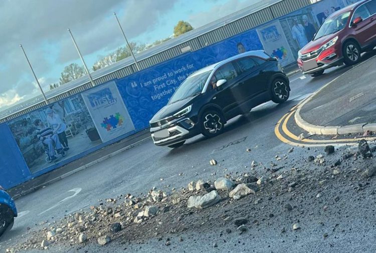 Rubble strewn across Swindon road as police called to deal with obstruction