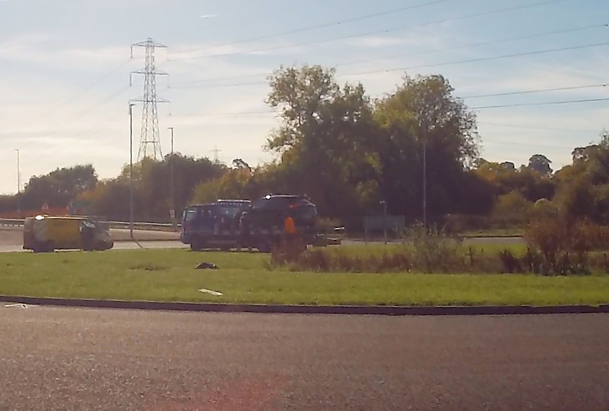 Driver crashes car into deep ditch in the middle of Chippenham roundabout