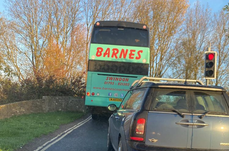Road blocked near Faringdon as coach gets stuck on bridge over River Thames