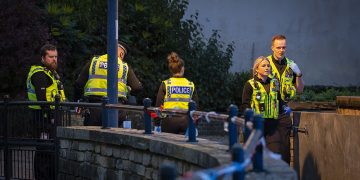 Two teenagers ‘sustain stab wounds’ during disorder in Calne town centre