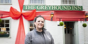 Football fans mistake Wiltshire pub’s Christmas decorations for England flag