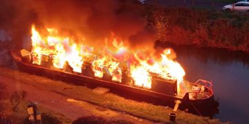 Firefighters battle raging narrowboat blaze on Kennet and Avon Canal