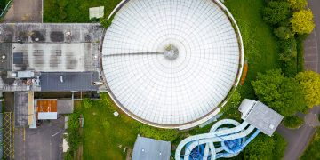 Council approve plans to restore Oasis Leisure Centre’s famous dome