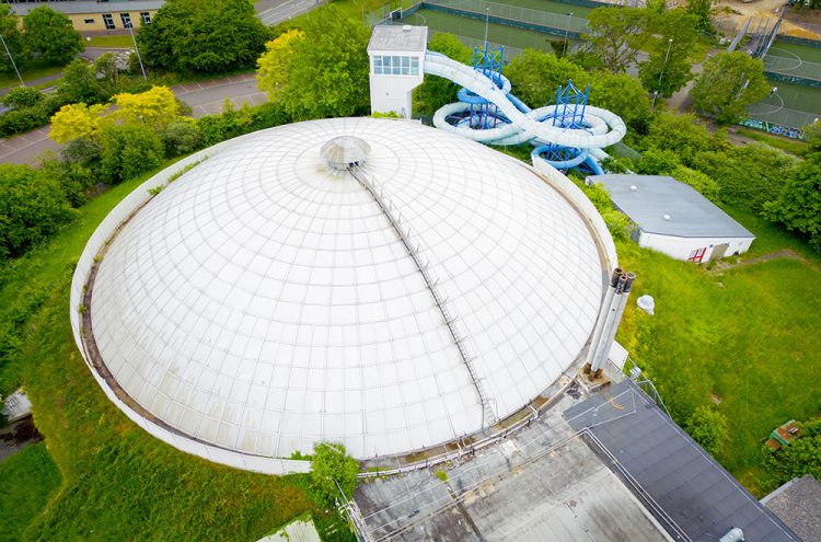Council approve plans to restore Oasis Leisure Centre’s famous dome