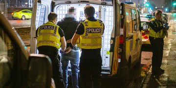 Man arrested after police officers race to incident in Swindon town centre