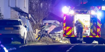 B4040 crash: Air ambulance scrambled after driver ploughs car into house