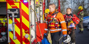 Dog walker ‘horrified’ to find man hanged on Caen Hill Locks bridge