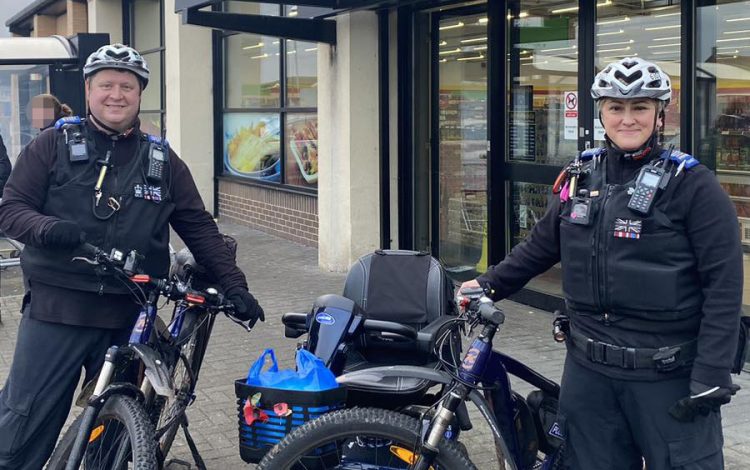 Swindon’s favourite PCSOs track down missing man with dementia