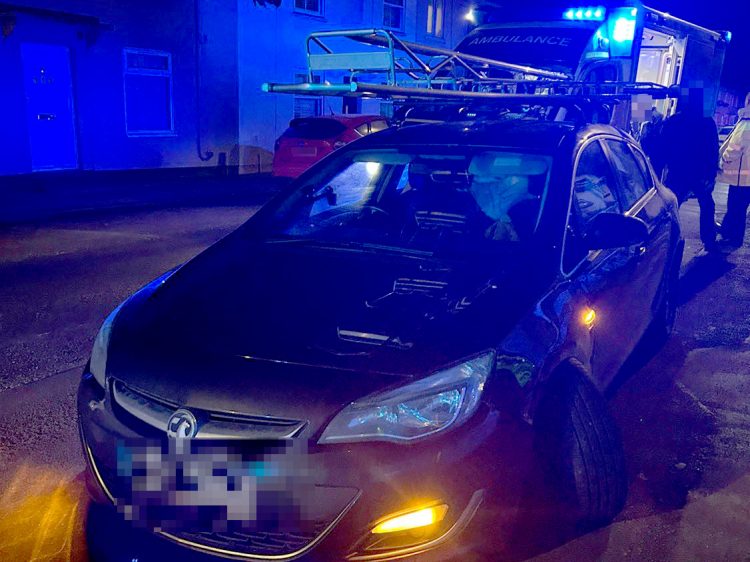 Police arrest driver after emergency services called to crash in Calne
