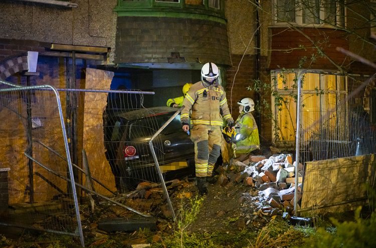 Another driver ploughs car into Swindon house after ’roundabout incident’