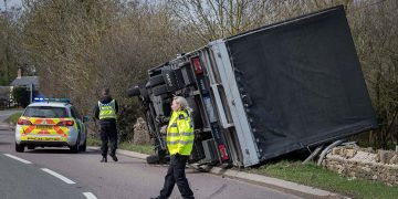 Truck overturns on Wiltshire route after ‘swerving to avoid vehicle’