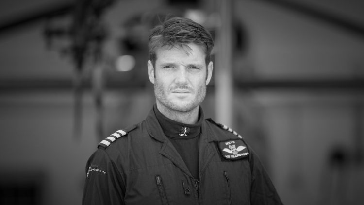 ‘Much-admired’ Wiltshire Air Ambulance pilot dies after cancer battle