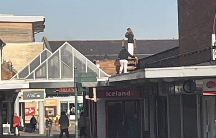 Police step up patrols in Calne after children seen clambering on roof