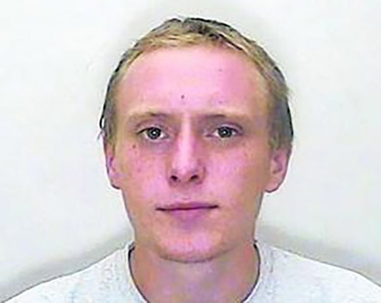Man called Swindon cop homophobic slur but leaves court £400 better off