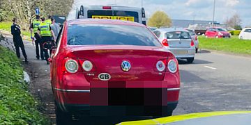 Suspected drink driver detained by witnesses in Great Western Way