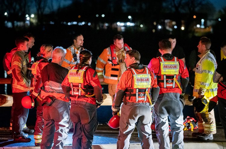Man rescued from Wiltshire lake amid huge emergency response effort