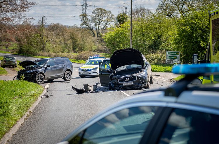 Police close A4 after ‘nasty’ multi-vehicle crash on Chippenham crossroads