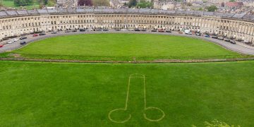 Huge penis mown into ‘perfect lawn’ on Bath’s most exclusive street