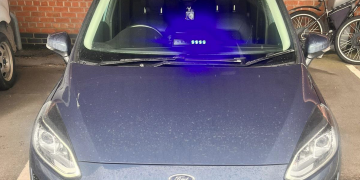 Man arrested after motorists ‘pulled over by fake cop’ in Wiltshire