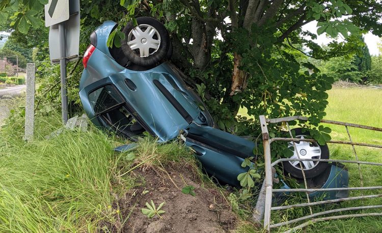 Several teenagers involved in shocking crash in Wiltshire village