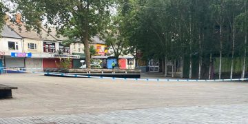 Police officers cordon off Wharf Green due to ‘mental health incident’