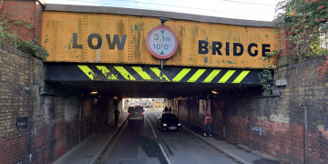 Swindon town centre road closed after lorry hits low bridge AGAIN