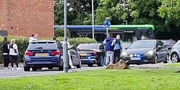 Four men arrested after undercover cops swoop on car in Swindon