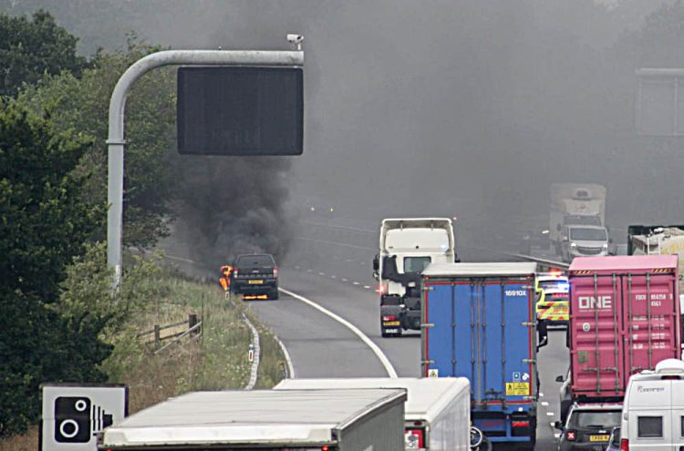 M4 temporarily blocked as firefighters deal with vehicle blaze