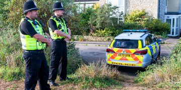 Armed police swarm Bradford on Avon after man ‘brandishes weapon’